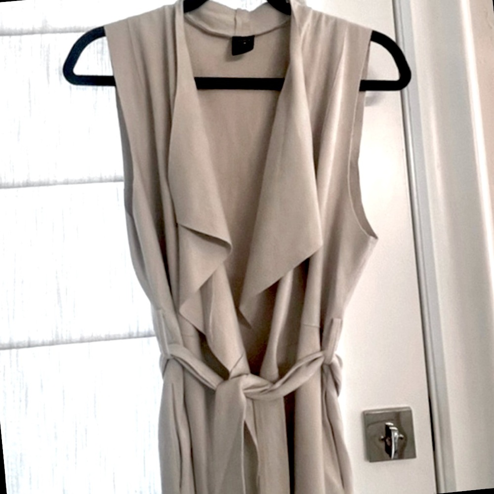 Suede (faux) Jacket/Vest Cream/Light taupe Size Medium. - Picture 7 of 9